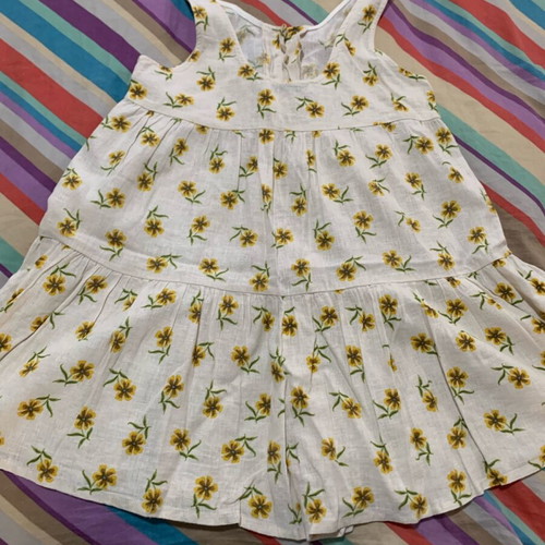 Zara one-piece shorts 8 years 128cm like new, beige yellow