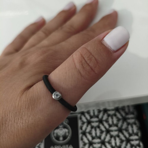 Elastic ring with silver element and rhinestones minimal, like new