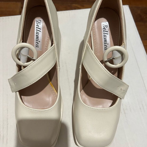 Modern women's shoes like new size 37 beige