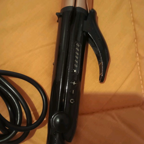 Izzy 2-in-1 Hair Straightener and Curler like new