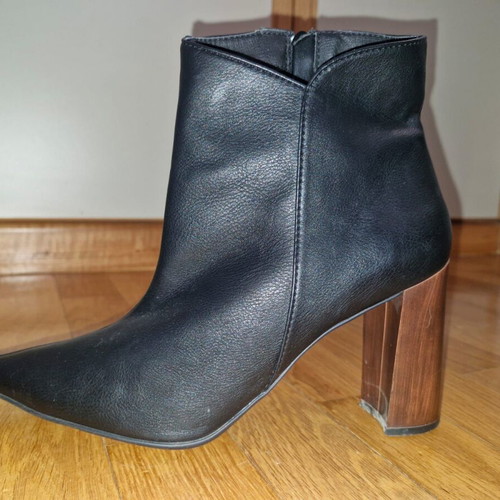 Mairiboo booties for Envie Shoes size 39 like new, black
