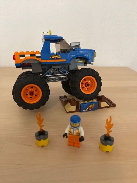  Lego city monster truck(60180)