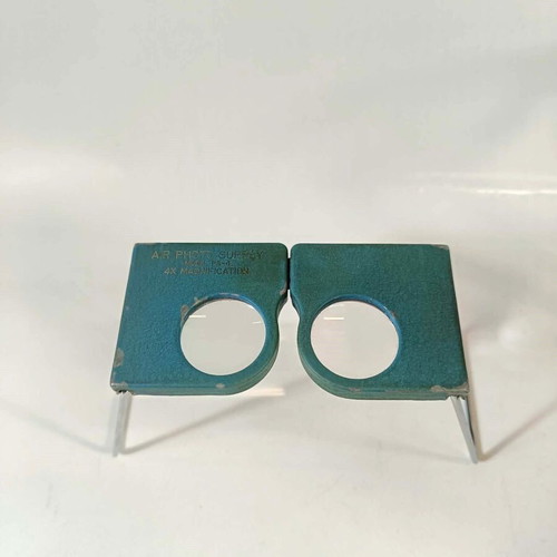 Vintage Air Photo Supply Corp PS-4 pocket stereoscope used