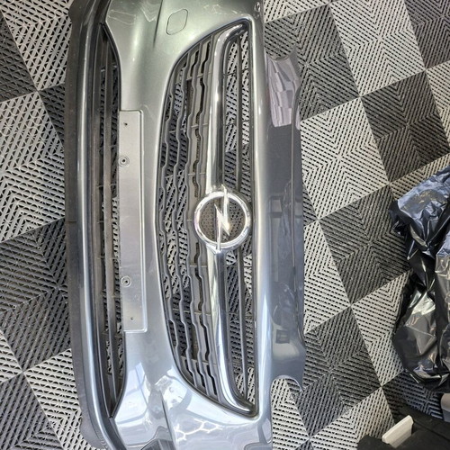Opel Corsa bumper like new, excellent condition