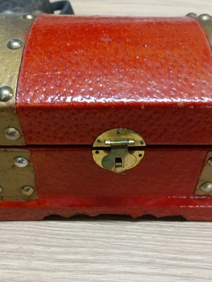 Handmade vintage jewelry box with metal details