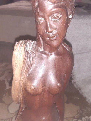 Wooden sculpture handmade like new from California