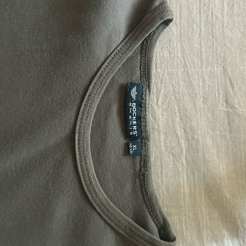 Dockers Khakis T-shirt khaki size XL like new