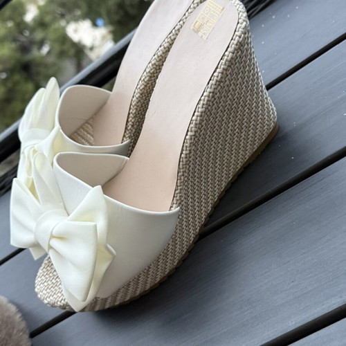 White platform sandals shoes like new, size 41