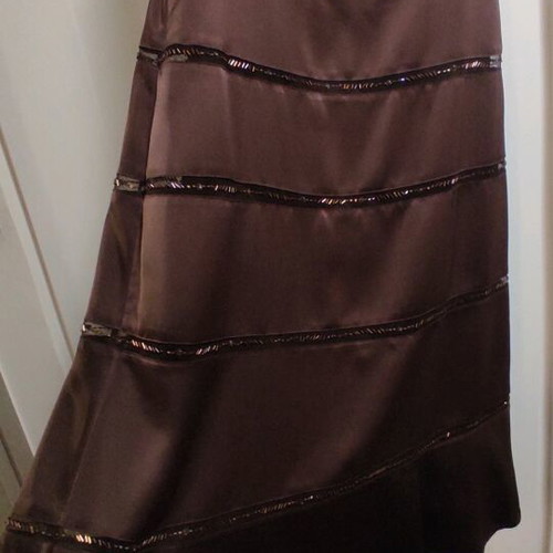 bcbg maxazria evening dress in a fitted midi line in brown (summer)