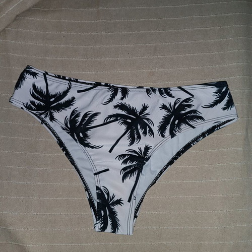 Shein bikini bottom like new with tropical black palm print