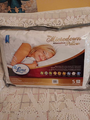 La Luna anatomical pillow new with Memory Foam and Cool Gel 50x70
