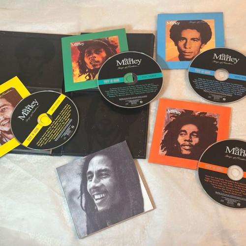 Bob Marley Songs Of Freedom 4 CD box set like new, reggae