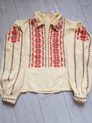 Ethnic Shevitsa shirt used with protective and lucky powers, size S