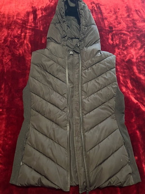 Zara women's sleeveless black vest like new, size L
