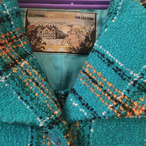 Louisa suit size 44 excellent condition