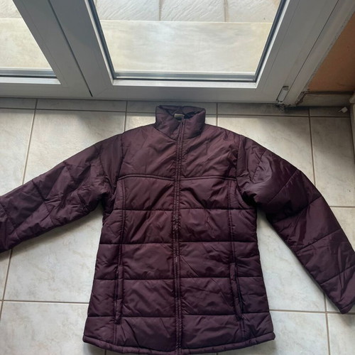 Women's jacket size L like new, eggplant to burgundy color