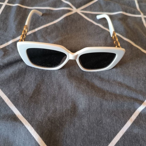 Sunglasses like new, white