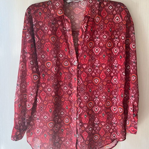 Shirt like new, size S, worn once