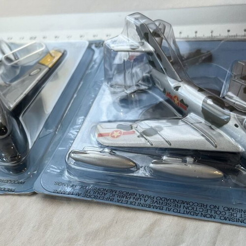 Αεροπλάνα jet F86 Sabre και MIG 17 καινούργια, κλίμακα 1/100, πακέτο 2