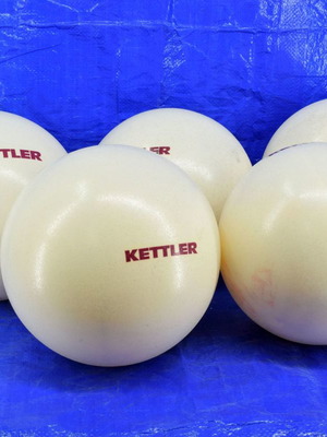 Фитнес топки Kettler употребявани, комплект от 16, 25 см