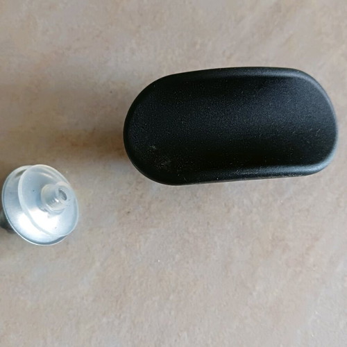 Pot lid handle used, black