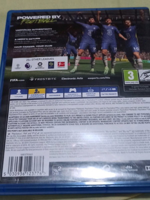 FIFA 22 PS4 like new