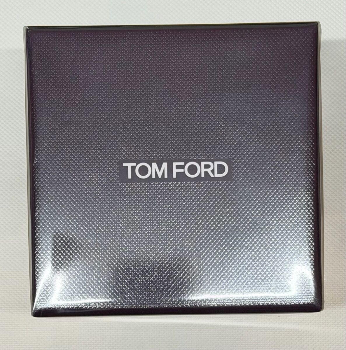 Tom Ford Figue Érotique Candle new 180 g - € 120,00 - Vendora.cy