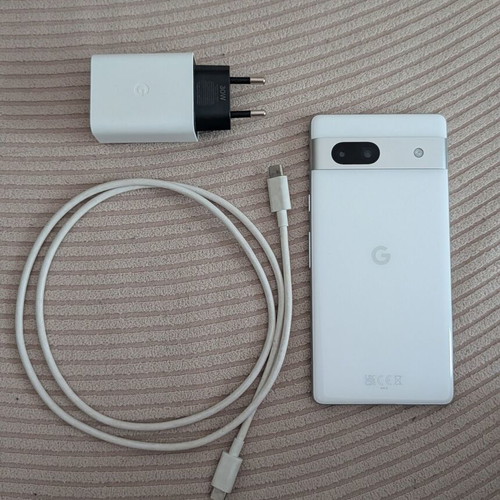 Google Pixel 7a 128GB white like new with accessories