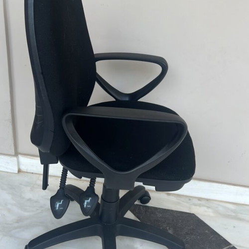Office chair, black