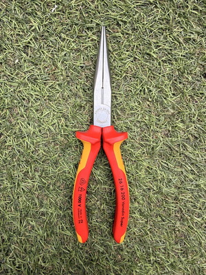Knipex Μυτοτσίμπιδο Ίσιο Ηλεκτρολόγου Μήκους 200mm καινούργια 2616200