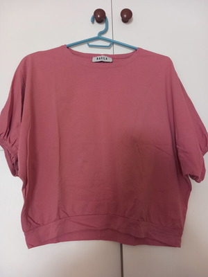 Badila cropped blouse like new, size S, pink