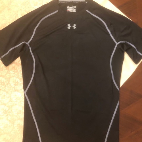 under Armur compression blouse short sleeve new unworn xl