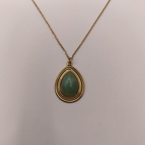 Gold-plated stainless steel necklace with green teardrop pendant