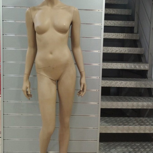 Female Display Mannequin like new without wig