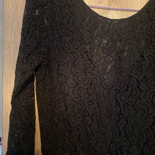 Zara one-piece shorts/skirt like new with lace size M