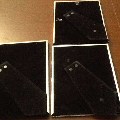 PHOTO FRAMES
