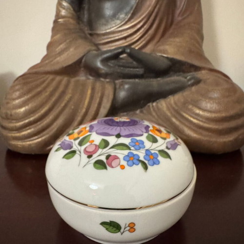 Vintage porcelain fondue pot from Hungary hand-painted, like new