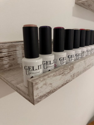 Gel It Up Semi-Permanent Nail Polishes like new
