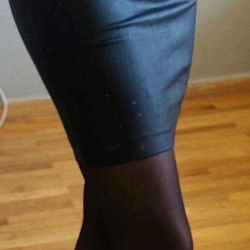 Toi&Moi black fitted leather skirt new, size S