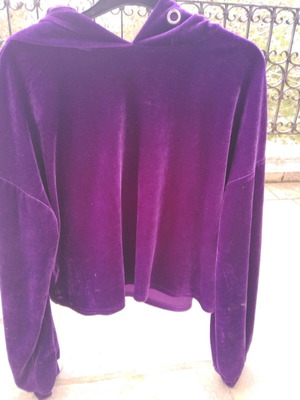Footer purple velvet Zara used for girls 11-12 years old