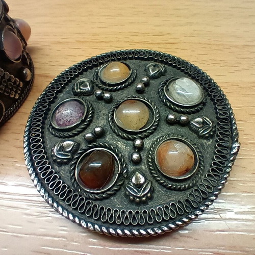 Indian vintage jewelry box with semi-precious stones like new