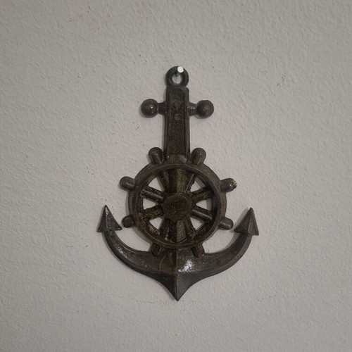 Vintage brass nautical wall decoration anchor with ship wheel