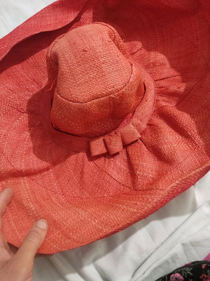 Women's hat used, red, size 58-60
