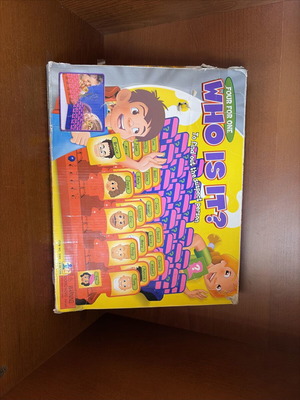 Who Is It? Board Game like new