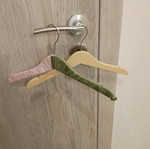 Children's wooden hangers 2 pieces, handmade pink and green, new