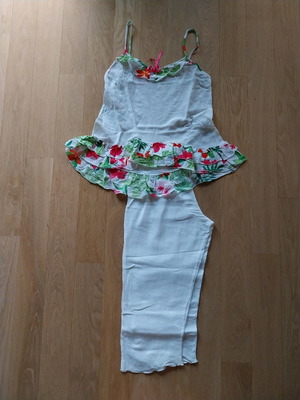 Σετ πιτζάμες μεταχειρισμένο, σχεδόν αφόρετο, άσπρο, μέγεθος M