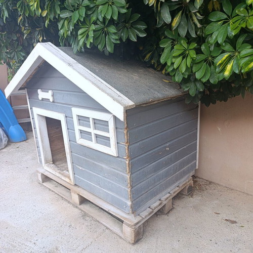 Dog house wooden used