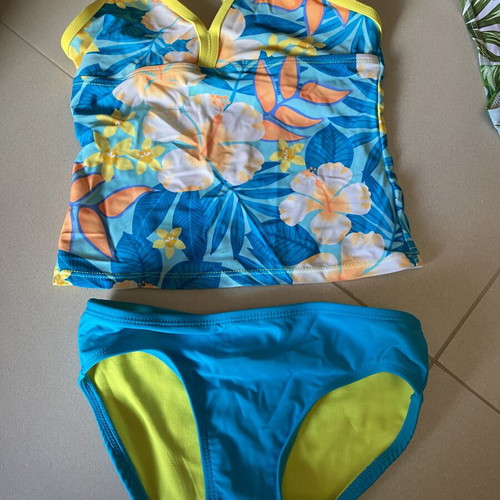 Girls' Bikini new, size 7-8 years