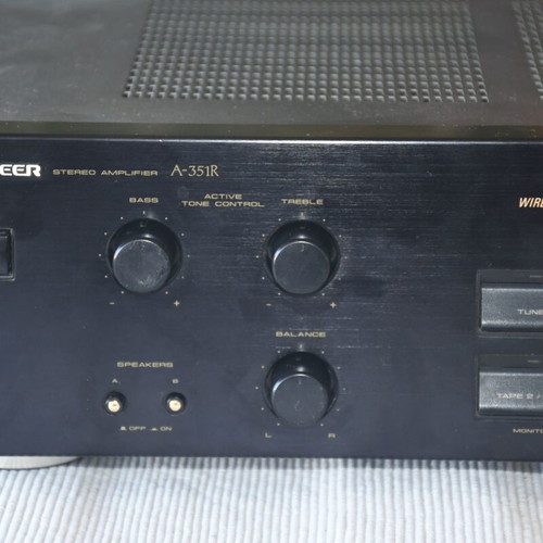 Pioneer A-351R integrated amplifier with phono input and remote