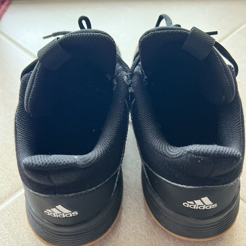 Adidas shoes for volleyball like new, size 38.5